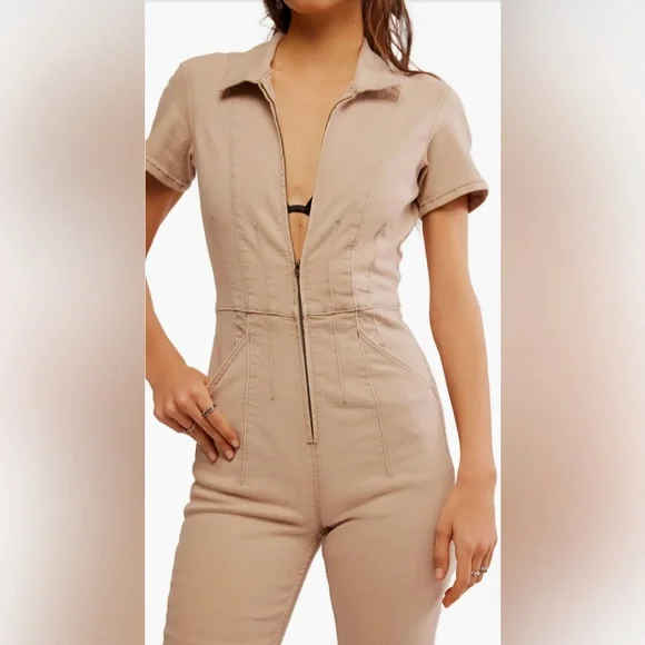 WE THE FREE JAYDE DENIM FLARED JUMPSUIT SIZE SMALL - Picture 5 of 12